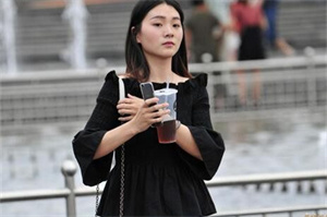 上海推出新法打击 __ 行为